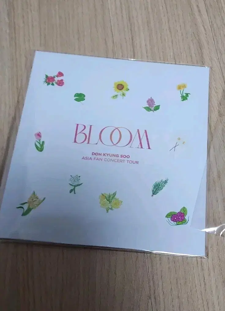 엑소 디오 D.O. BLOOM 도경수 일본 콘서트 굿즈 MD 스카프 | 브랜드